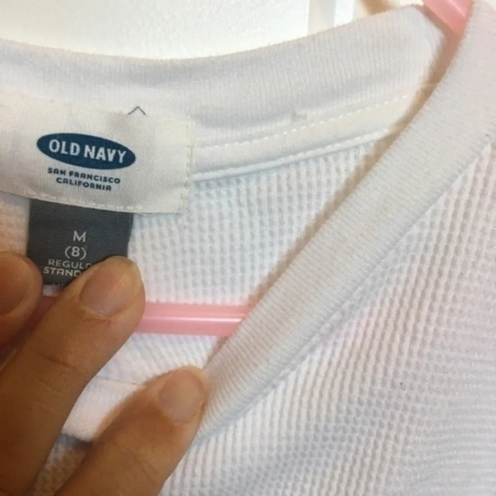 Boys size medium 8 Old Navy white thermal top